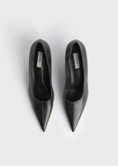 Sharp nappa wedge pumps black
